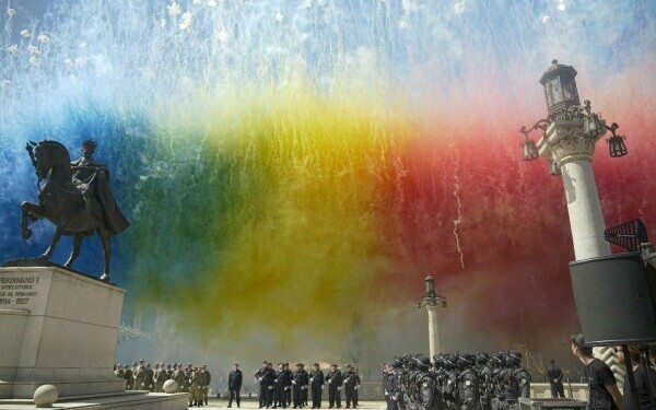 Ilie Bolojan, omagiu pentru Papa Francisc la Oradea