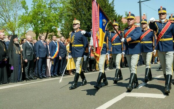 Ilie Bolojan, omagiu pentru Papa Francisc la Oradea