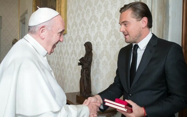 Leonardo DiCaprio si Papa Francisc