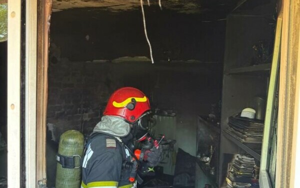 Incendiu la Spitalul CFR Paşcani Incendiu la Spitalul CFR Paşcani