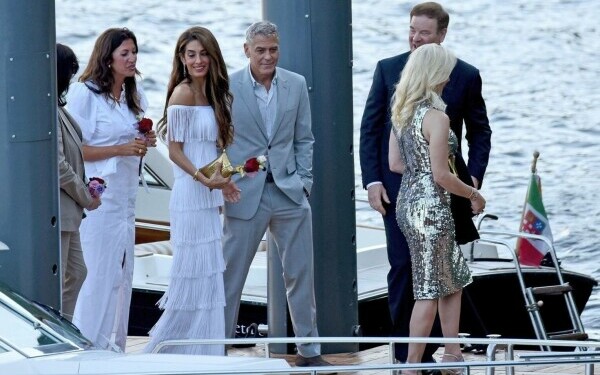 George și Amal Clooney Como