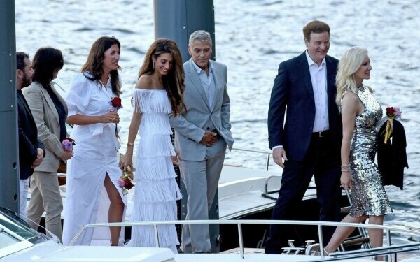 George și Amal Clooney Como