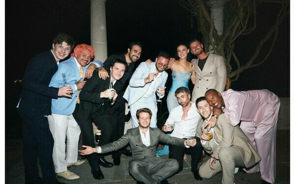 Brooklyn Beckham și Nicola Peltz