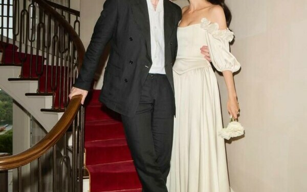 Brooklyn Beckham și Nicola Peltz