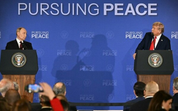 Vladimir Putin, Donald Trump, Alaska