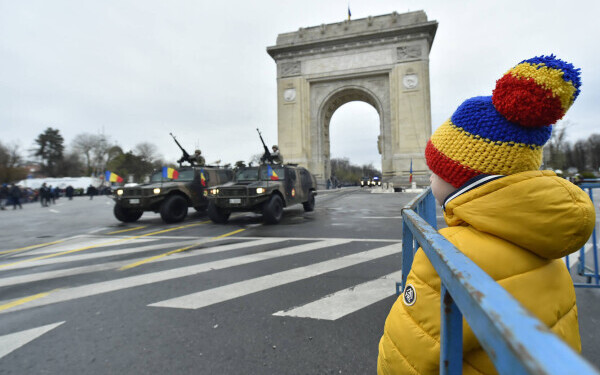 Parada militara 1 decembrie