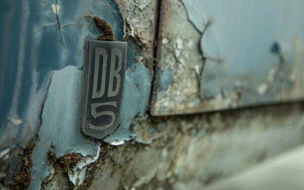 aston martin transformare