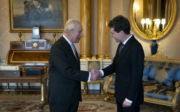 Nicușor Dan s-a &icirc;nt&acirc;lnit cu regele Charles