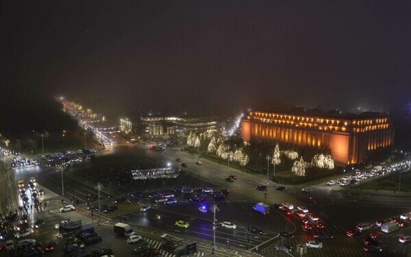 Protest-coregrafie &icirc;n Piața Victoriei