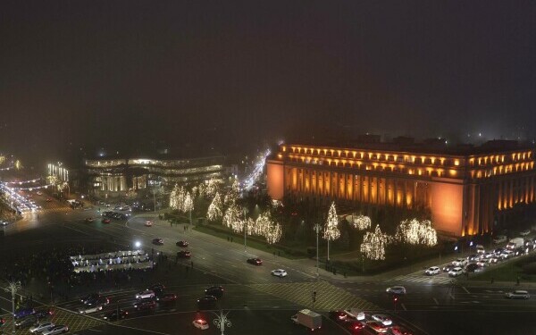 Protest-coregrafie &icirc;n Piața Victoriei