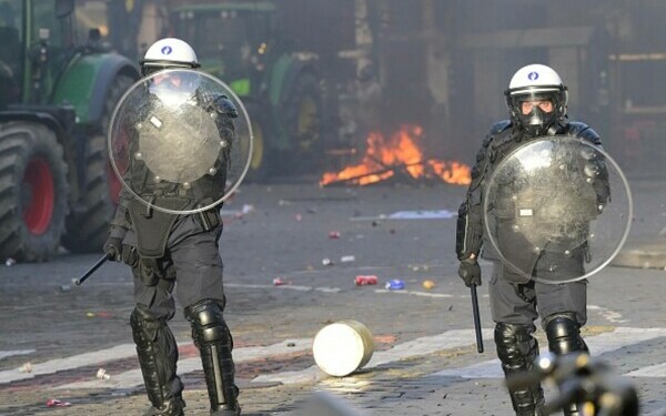 Protest violent &icirc;n Bruxelles