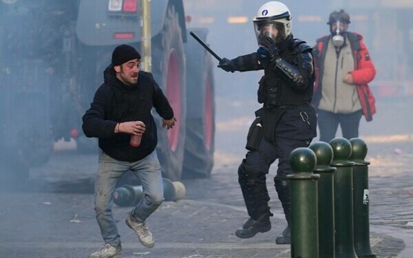 Protest violent &icirc;n Bruxelles