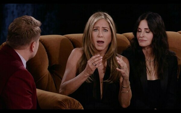 jennifer aniston - 5