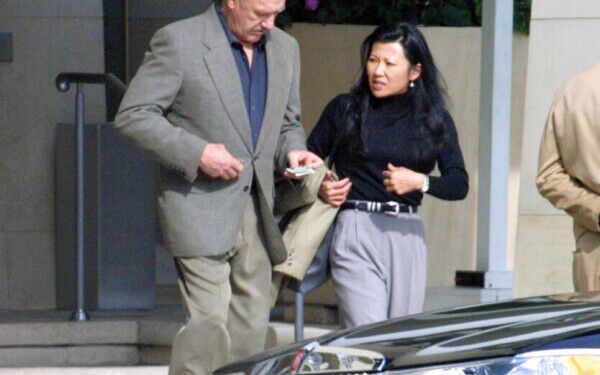 Gene Hackman and Betsy Arakawa