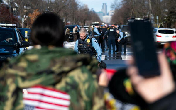 femeie a fost ucisă de un agent federal &icirc;n Minneapolis