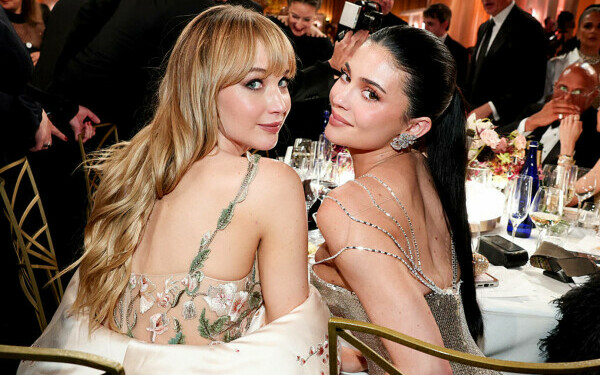 Kylie Jenner, jennifer Lawrence