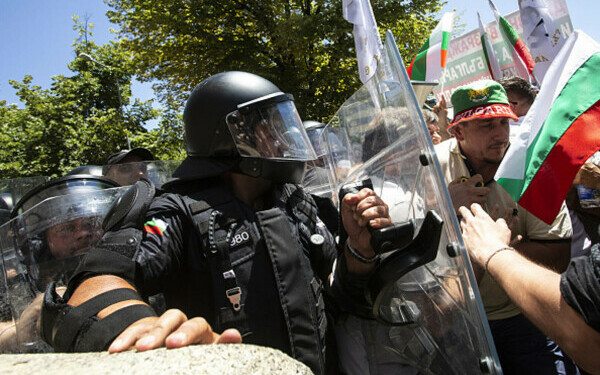 Proteste în mai multe oraşe din Bulgaria Proteste în mai multe oraşe din Bulgaria