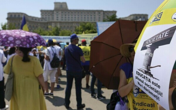 protest sindicate Parlament protest sindicate Parlament