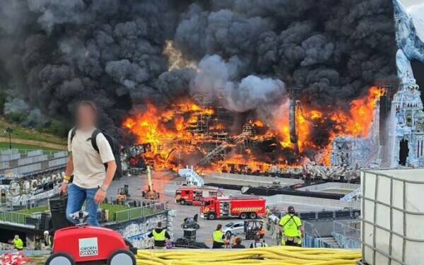 incendiu tomorrowland