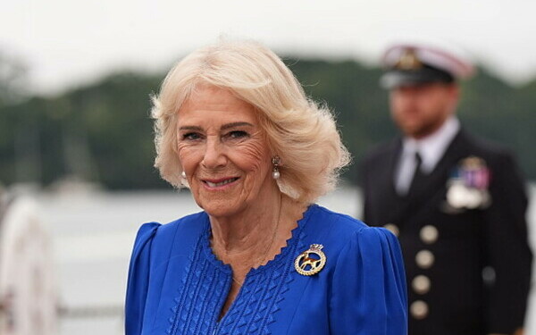 regina Camilla regina Camilla