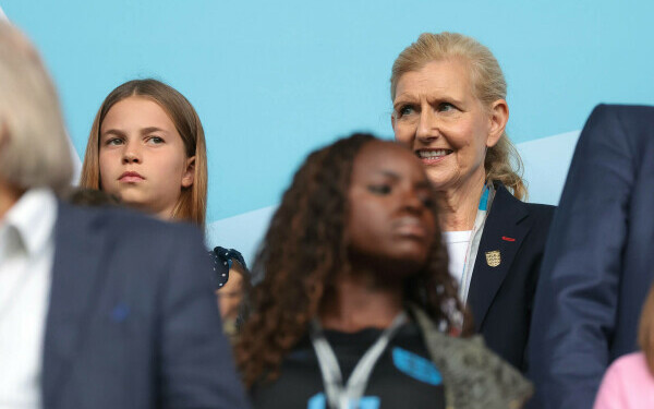 Cum a apărut Prințesa Charlotte la primul meci de fotbal feminin