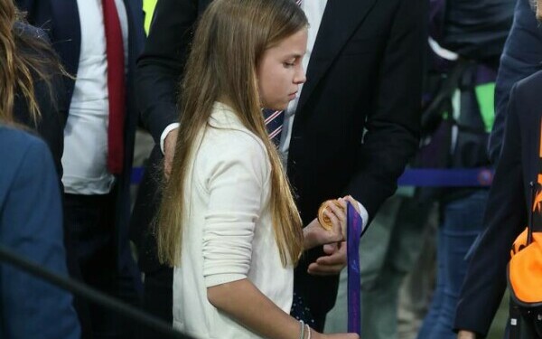 Cum a apărut Prințesa Charlotte la primul meci de fotbal feminin