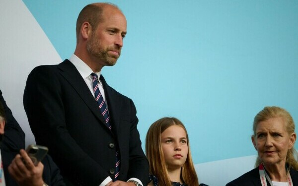 Cum a apărut Prințesa Charlotte la primul meci de fotbal feminin