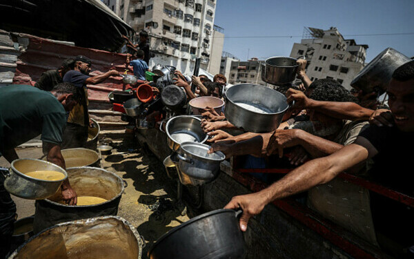 Cel mai grav scenariu de foamete se desfăşoară acum în Gaza
