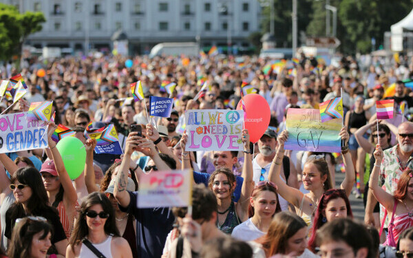bucharest pride marsul normalitatii bucharest pride marsul normalitatii