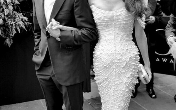 George Clooney și soția sa George Clooney și soția sa
