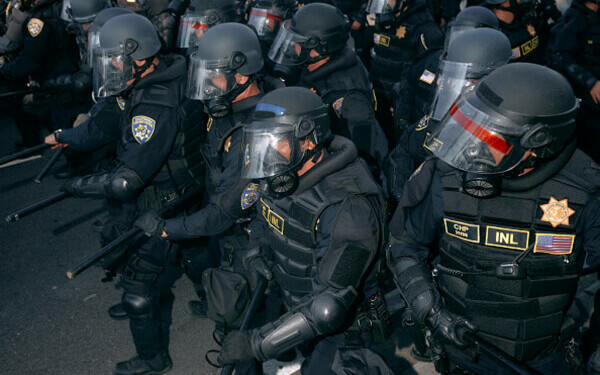 Protestele la Los Angeles continuă Protestele la Los Angeles continuă