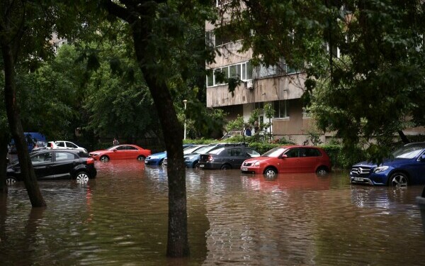 furtuna Bucureşti furtuna Bucureşti