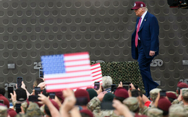 Donald Trump, discurs la Fort Bragg Donald Trump, discurs la Fort Bragg