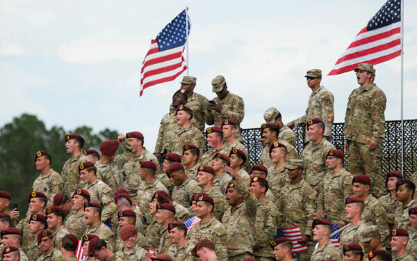 Donald Trump, discurs la Fort Bragg Donald Trump, discurs la Fort Bragg
