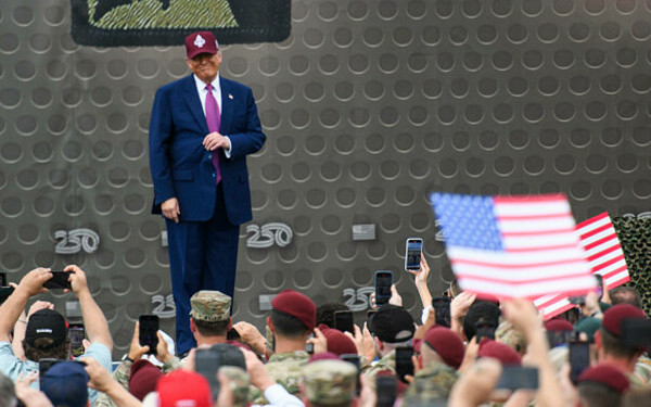 Donald Trump, discurs la Fort Bragg Donald Trump, discurs la Fort Bragg