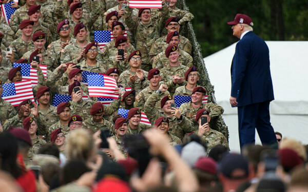 Donald Trump, discurs la Fort Bragg Donald Trump, discurs la Fort Bragg