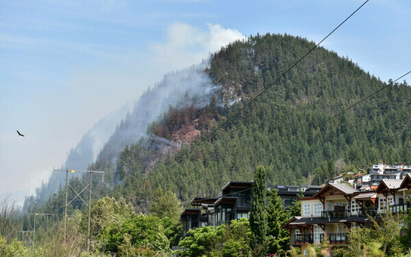 Incendiile de pădure devastează Canada Incendiile de pădure devastează Canada