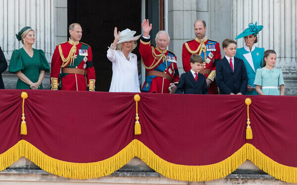 Prințesa Kate la ceremonia anuală a Ordinului Jartierei de la Windsor Prințesa Kate la ceremonia anuală a Ordinului Jartierei de la Windsor