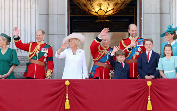 Prințesa Kate la ceremonia anuală a Ordinului Jartierei de la Windsor Prințesa Kate la ceremonia anuală a Ordinului Jartierei de la Windsor