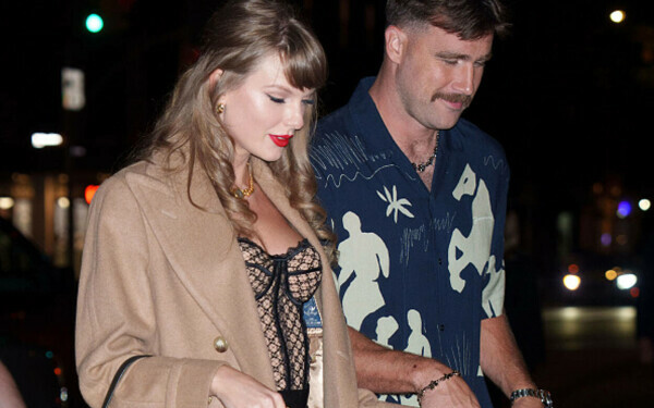 Taylor Swift şi Travis Kelce