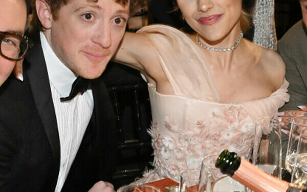 Premiile Oscar 2025. Cele mai îndrăgite cupluri și momentele lor romantice de pe covorul roșu