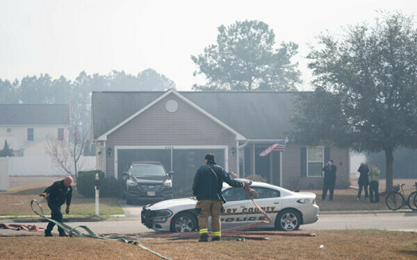 Incendii violente în SUA