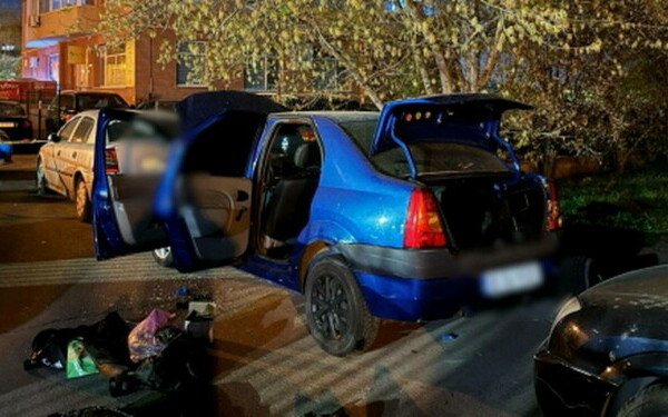 Persoană prinsă cu 6 kg de cannabis în maşină, pe o stradă din Bucureşti