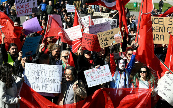 Miting uriaș la Istanbul