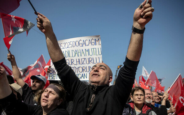 Miting uriaș la Istanbul