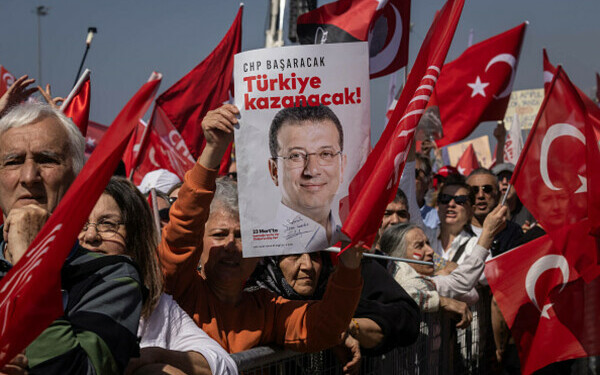 Miting uriaș la Istanbul