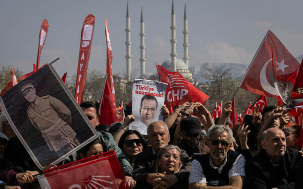Miting uriaș la Istanbul