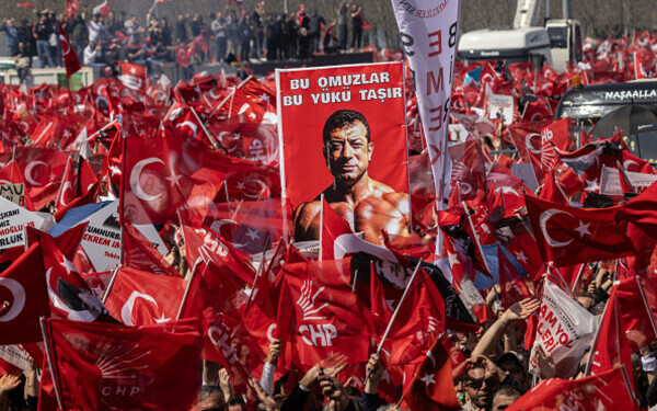 Miting uriaș la Istanbul