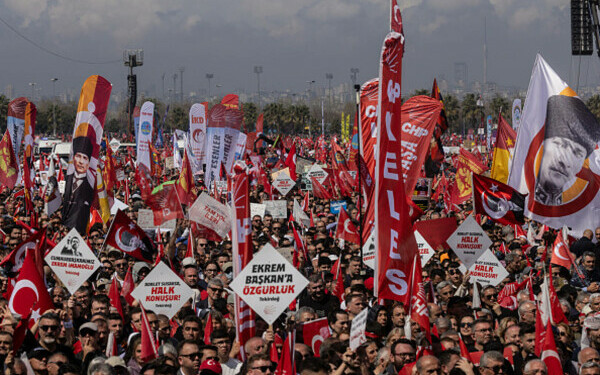 Miting uriaș la Istanbul