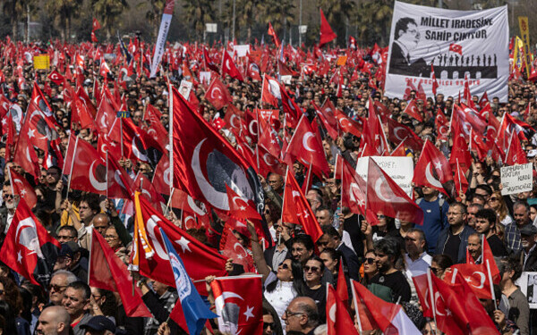 Miting uriaș la Istanbul
